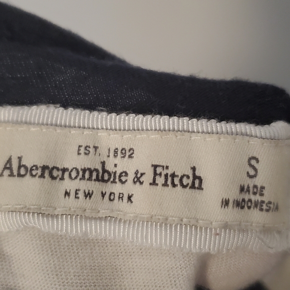 Abercrombie and Finch navy striped 3/4 stripes - Picture 3 of 3